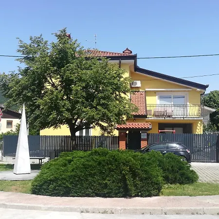Apartment Kancler Nova Gorica Buitenkant foto