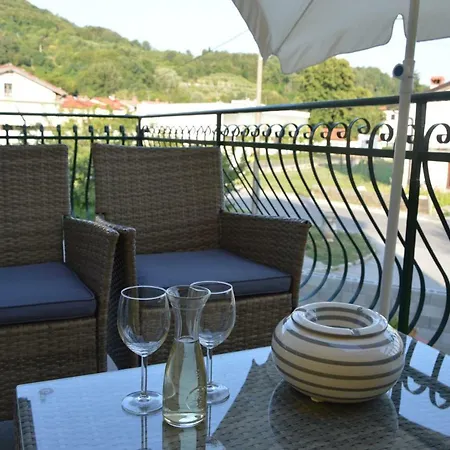 Apartment Kancler Nova Gorica Buitenkant foto