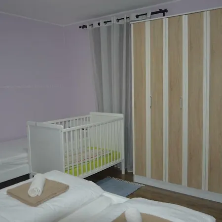 Apartment Kancler Nova Gorica Buitenkant foto
