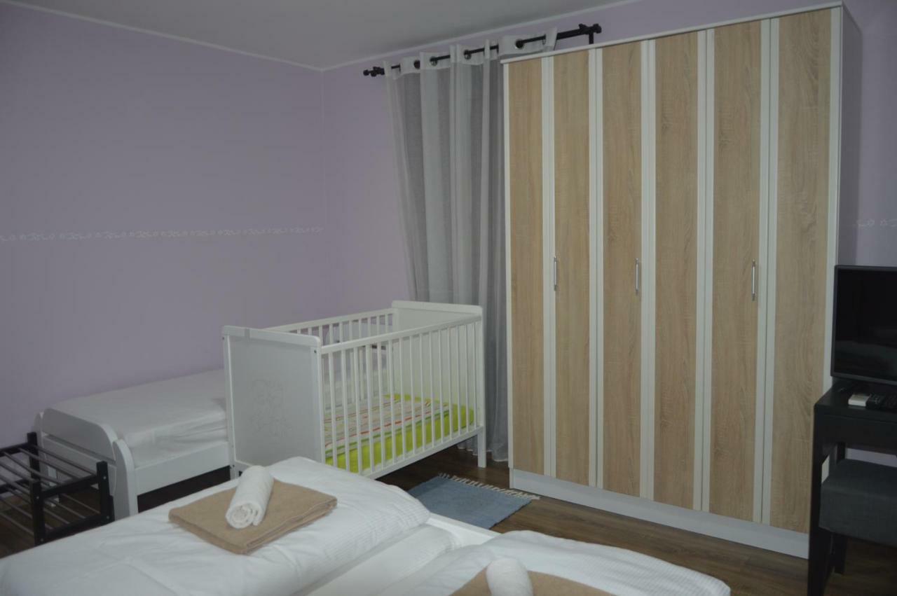 Kancler Apartman *